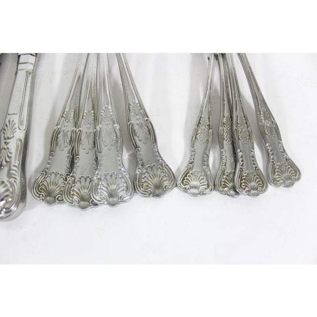 Vintage Worcester England Stainless Steel Kings Pattern Shell Tip 5 Piece Flatware Set- 20 Pieces For Sale - Image 6 of 9