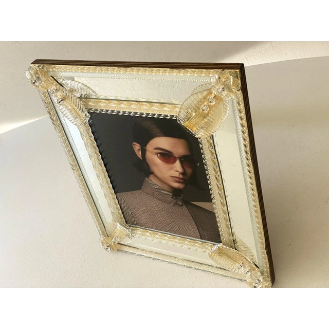 Contemporary Venetian Rectangular Photo Frame in Transparent and Gold Murano Glass For Sale - Image 6 of 13