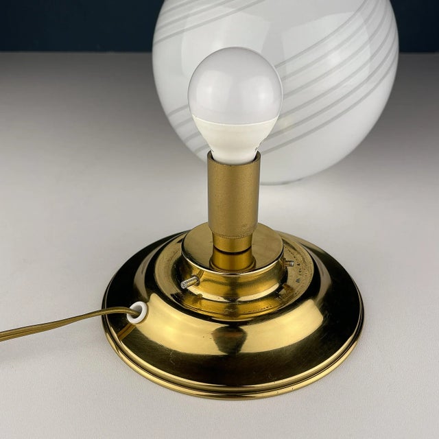 Vintage White Murano Table Lamp, Italy, 1970s For Sale - Image 11 of 13