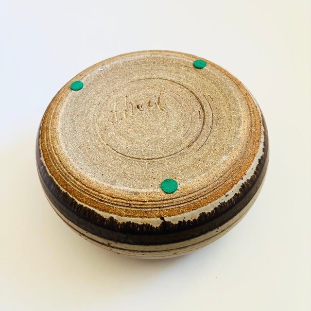 Large Speckled Gray Studio Pottery Bowl For Sale - Image 9 of 10