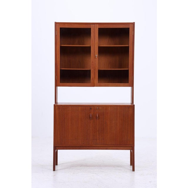 Beautiful mid-century display cabinet from the 60s f e r c a l s * high-quality workmanship * 2 glass doors with one key *...