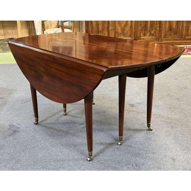 Louis XVI Dining Table in Cuban Mahogany with 5 Modern White Wood Extensions, 19th-Century For Sale - Image 12 of 18