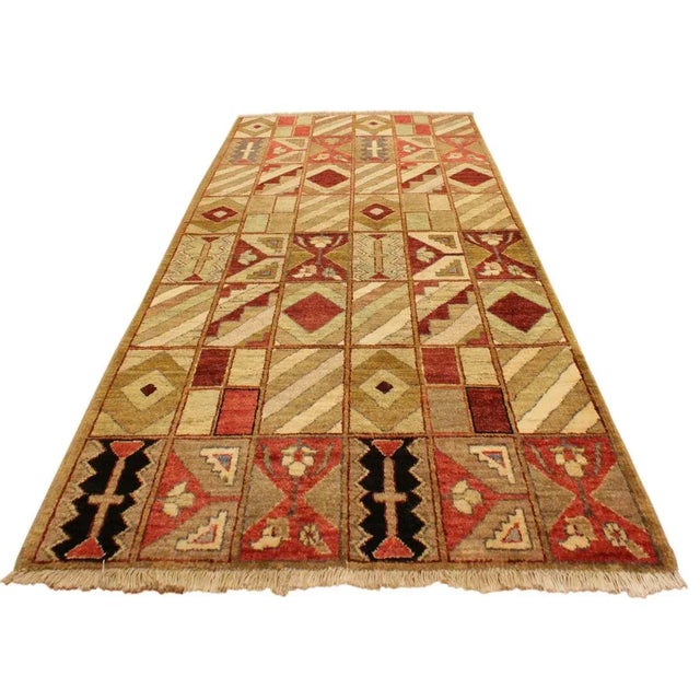 Shabby Chic 1990s Shabby Chic Tan/Red Hand-Knotted Wool Rug -3'0 X 5'2 For Sale - Image 3 of 8