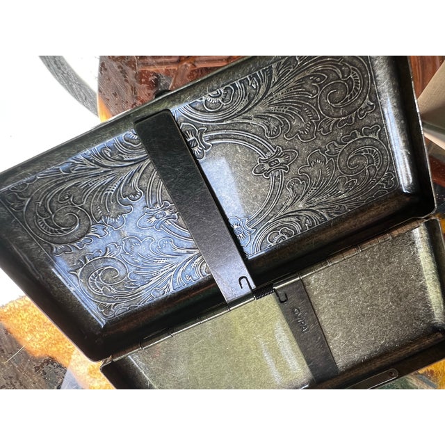 Vintage Pair of Brass Etched Cigarette Cases For Sale In Atlanta - Image 6 of 12