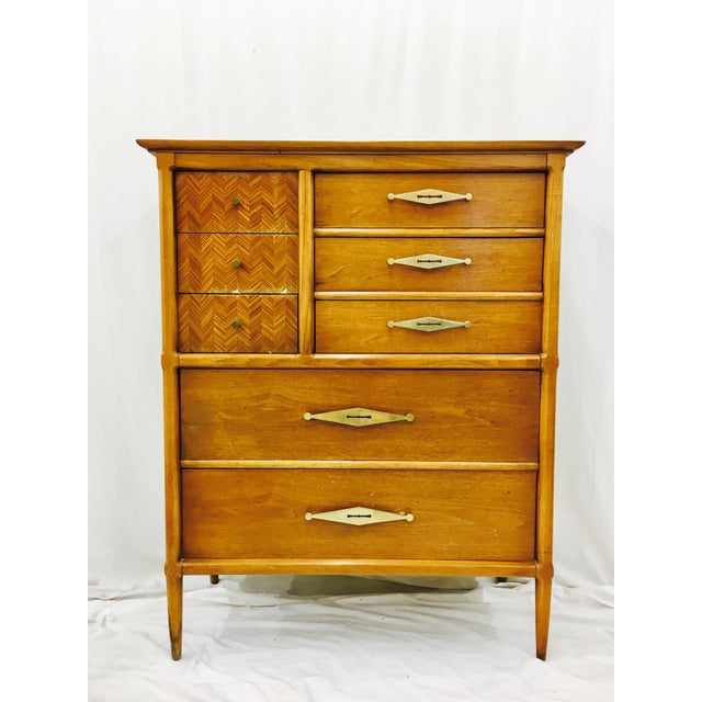 Vintage Mid-Century Modern Dresser Chest | Chairish (640 x 640 Pixel)