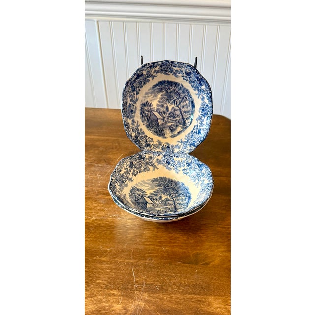 Johnson Brothers 1950s Mill Stream Cereal Bowls by Johnson Brothers - Set of 3 For Sale - Image 4 of 12