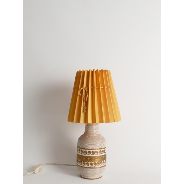 White and Gold Ceramic Table Lamp by Fratelli Fanciulacci, 1970s For Sale - Image 10 of 18