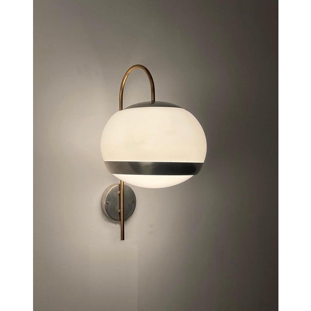 Italian Sconces in White Acrylic Glass and Brass from Stilux, 1970s, Set of 2 For Sale - Image 4 of 18