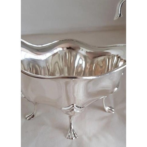 Antique Edwardian Sterling Silver Sauce Boat from Walker & Hall, 1907 For Sale - Image 11 of 18