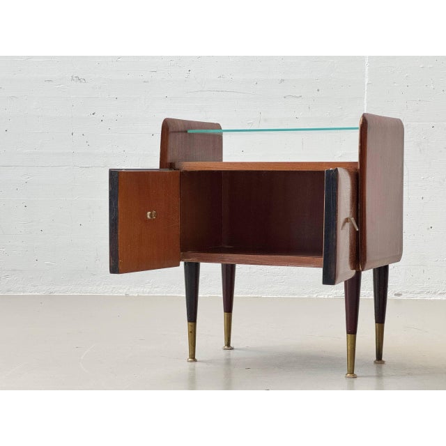 Mid-Century Modern Mahogany Bedside Table with Glass Tops, 1960s For Sale - Image 6 of 18