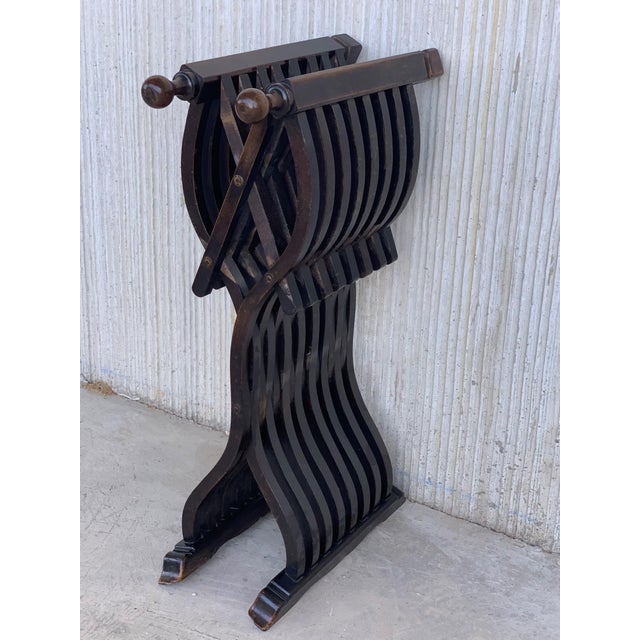 Mid 19th Century 19th Century Pair of Carved Walnut Folding Scissors Savonarola Bench or Settle For Sale - Image 5 of 18