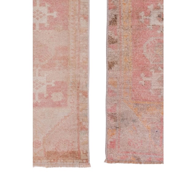 Distressed Small Vintage Turkish Rug 1'6" X 3'1" For Sale In Philadelphia - Image 6 of 11