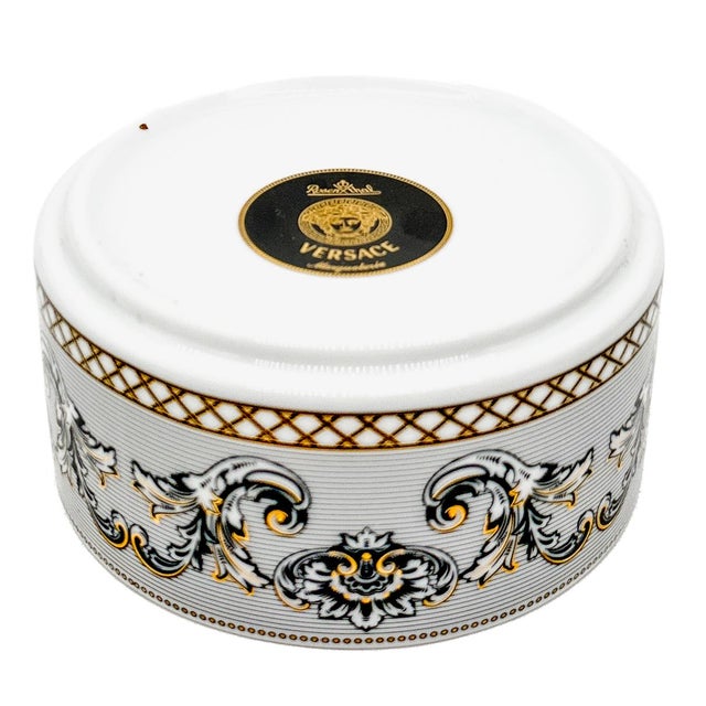Ceramic 1990s Rosenthal Meets Versace "Marqueterie" Porcelain Round Covered Trinket Box For Sale - Image 7 of 8