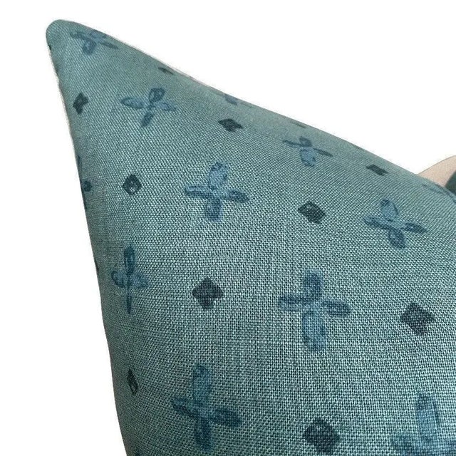 DETAILS: 18" pillow cover Front fabric: Katie Leede's Amun in Hand Printed 100% Belgian Linen Back Fabric 100% Tan Linen...