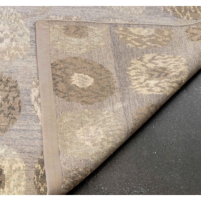 Concentric Circle Pattern Carpet, 11' 6" X 9' 1" For Sale - Image 9 of 9