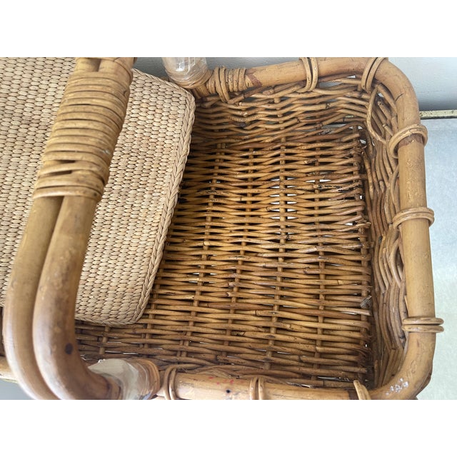 French Antique Wicker Market Boulangerie Tray or Flower Basket For Sale - Image 4 of 4