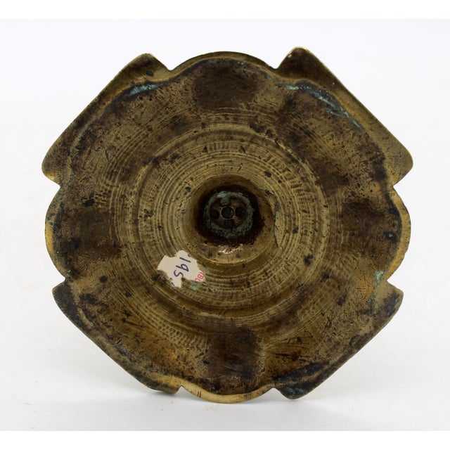 Early 18th Century Pre-1740 English George II Period Brass Candlestick For Sale - Image 5 of 5