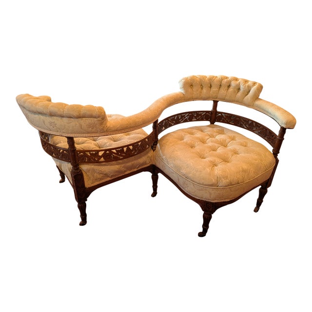Antique Victorian Walnut Tête-À-Tête Conversation Sofa, One-Piece Courting Bench, Carved Gallery Rail, c.1880's For Sale