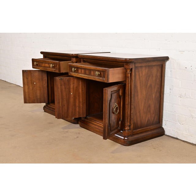 Drexel Heritage French Regency Louis XVI Burl Wood Nightstands, Pair For Sale In South Bend - Image 6 of 15