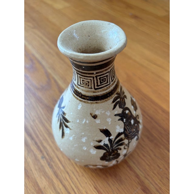 Antique Chinese Cizhou Kiln Hand-Painted Bird Vase - 7" For Sale - Image 4 of 10