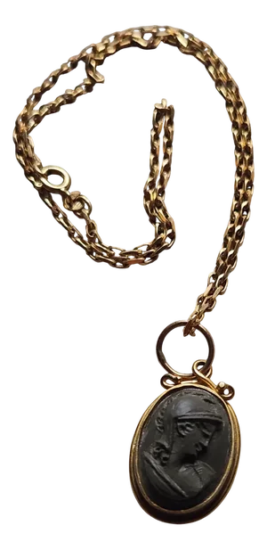 Vintage 9 Karat Gold Volcanic Rock Amalfi Coast Cameo Souvenir, 1970s