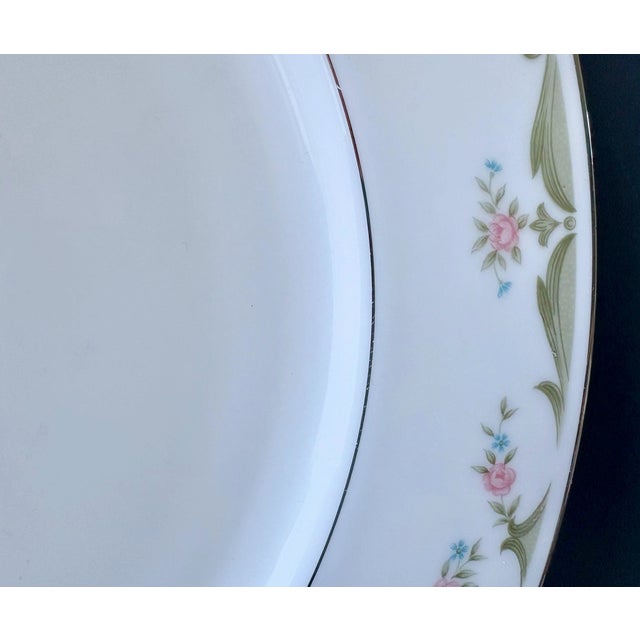 Vintage Dinner Plate by Wyndham China Lizbeth 341 - Pink Roses & Silver Trim For Sale - Image 4 of 7