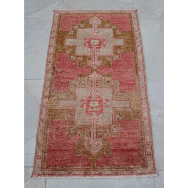Turkish 1970s Vintage Hand Knotted Small Rug For Sale - Image 3 of 7
