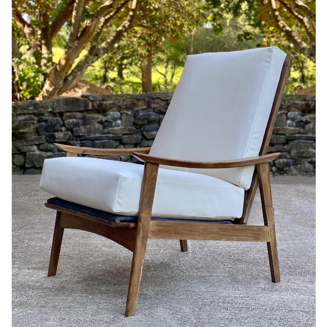 Mid-Century Modern Yugoslavia Sculpted Lounge Club Chair For Sale - Image 4 of 9