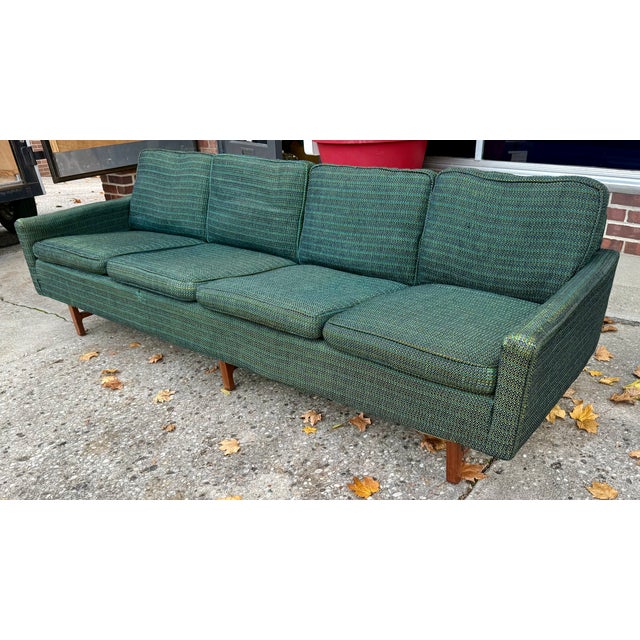 Thayer Coggin/ Milo Baughman Mid-Century Modern 4-Seater Sofa Beautiful vintage 4-seat sofa by Thayer Coggin, featuring...