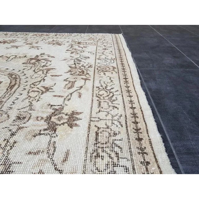 Tan Vintage Oushak Traditional Handmade Area Rug- 3′10″ × 6′7″ For Sale - Image 8 of 11