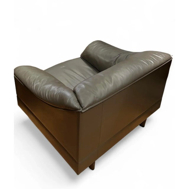 Poltrana Frau Vintage Poltrana Frau Brown Leather Lounge Chair For Sale - Image 4 of 13