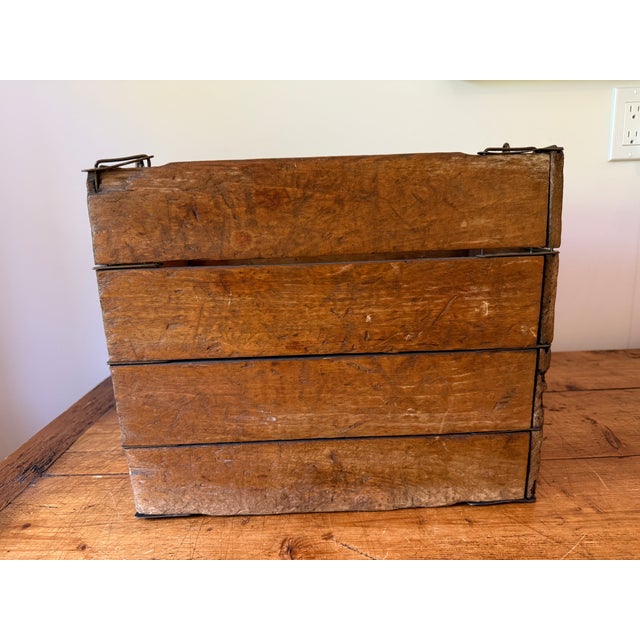 Rustic Antique Hubbard's Wood Wire Sewn Folding / Collapsible Crate For Sale - Image 3 of 13