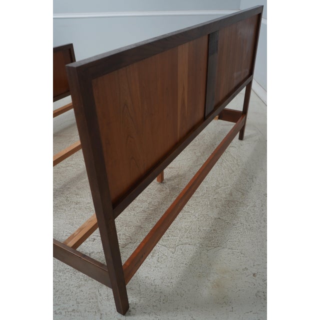 Brown Stickley King Size Metropolitan Collection Bed For Sale - Image 8 of 12