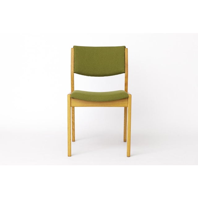 Vintage Scandinavian Oak Chair in Green Fabric, 1970s For Sale - Image 3 of 10