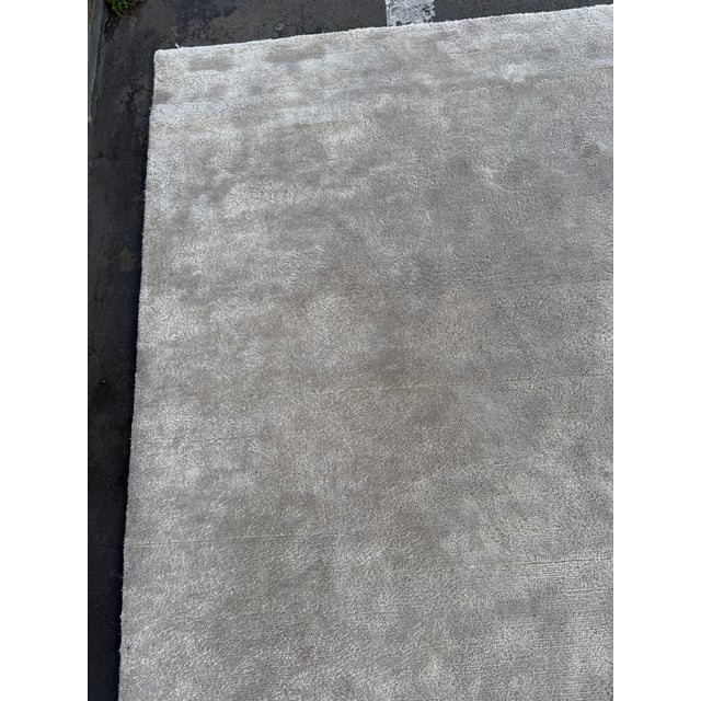 Textile 9ft X 12ft Ben Soliemani Cut Pile Silk Area Rug, Heather For Sale - Image 7 of 9