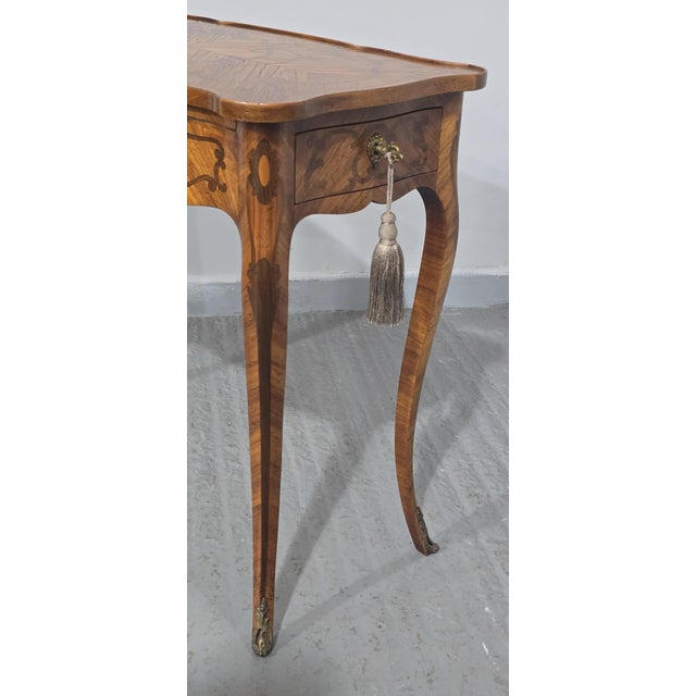 Small French Marquetry Writing Table, 1920 For Sale - Image 4 of 15