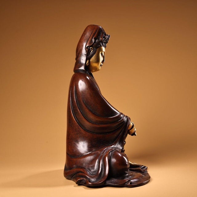 Late 20th Century Late 20th Century Gilt Bronze Figure of a Seated Guanyin Bodhisattva For Sale - Image 5 of 10