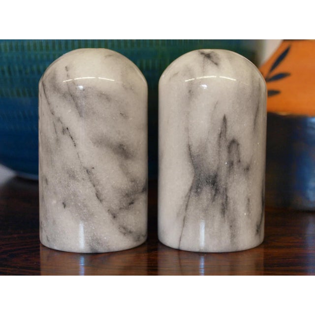 Salt and Pepper Shakers in Carrara Marble, 1970s For Sale - Image 16 of 18