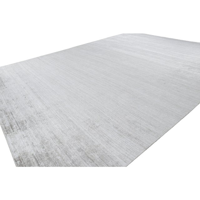 Rug & Kilim Rug & Kilim’s Oversized Textural Rug in Solid Gray and Off-White Striae For Sale - Image 4 of 8