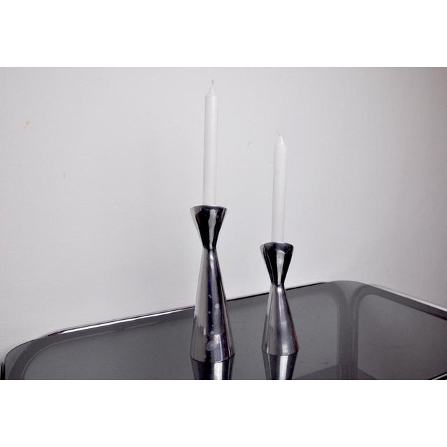 Swan Candlesticks attributed to Matthew Hilton, England, 1980s, Set of 2 For Sale - Image 6 of 8