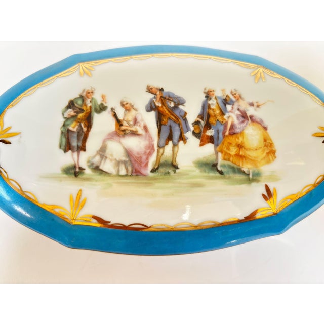 French Provincial Limoges Porcelain Romantic Scene Box, Sevres Style, William Guerin & Co., France For Sale - Image 3 of 7