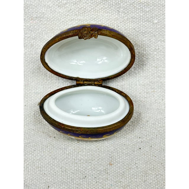 White Vintage Limoges Box For Sale - Image 8 of 8