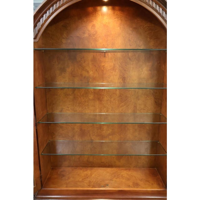 1990s Italian Made Burl Wood China Display Cabinet Attributed to Giemme For Sale - Image 13 of 16