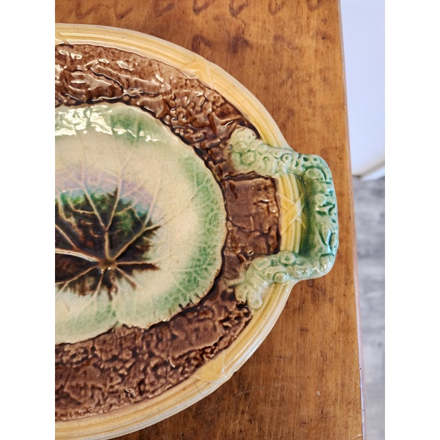 Late 19th Century Antique 19th Century Majolica Begonia Leaf Platter For Sale - Image 5 of 10