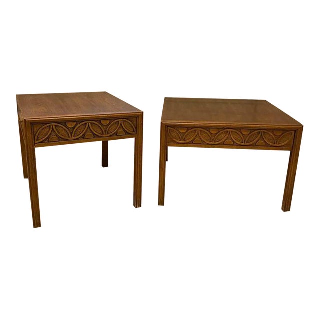 Gorgeous Set of Mid-Century Modern Living Room End Tables by Heritage For Sale