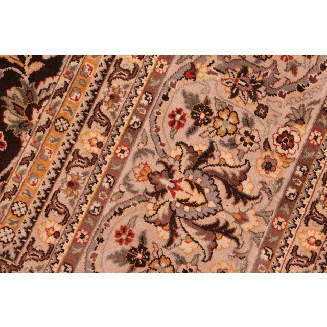Shabby Chic 1990's Pak-Persian Brown/Gray Wool Rug - 8'1'' X 10'6'' For Sale In New York - Image 6 of 9