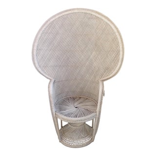 Vintage 1960s White Woven Peacock Chair For Sale