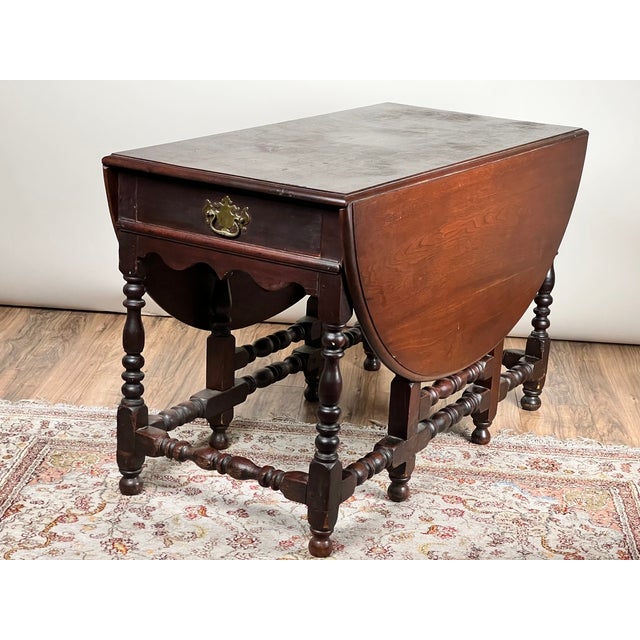 Wood Antique English William & Mary Walnut One Drawer Gateleg Dining Table C. Early 18th Century For Sale - Image 7 of 13