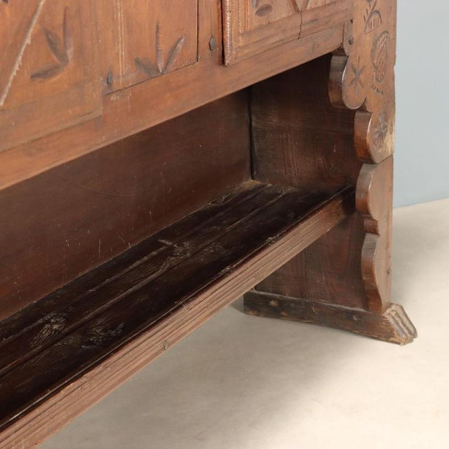 Early 19th Century Walnut and Chestnut Sideboard, Spain For Sale - Image 10 of 14