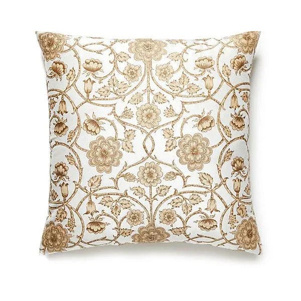 Scalamandré is a heritage American textile brand rooted in luxury and high-end design since its inception in 1929. Founder...